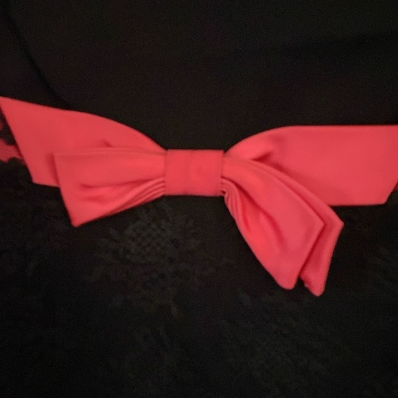 ILGWU vintage black dress with lace overlay and back zipper - Picture 2 of 5